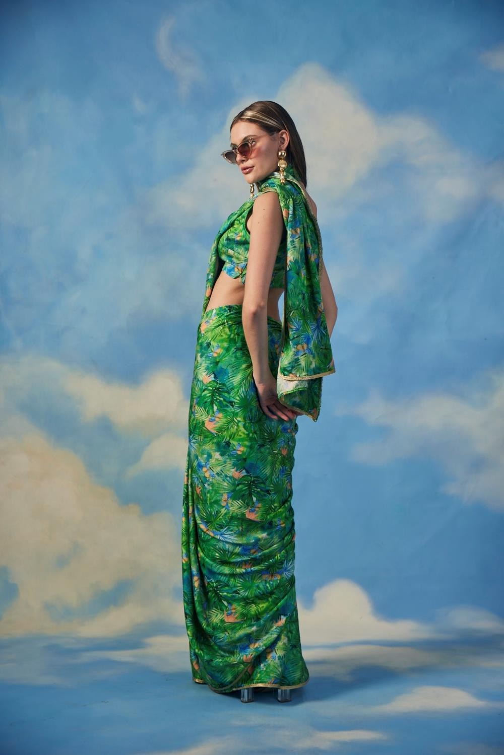 Queen's Weather Saree