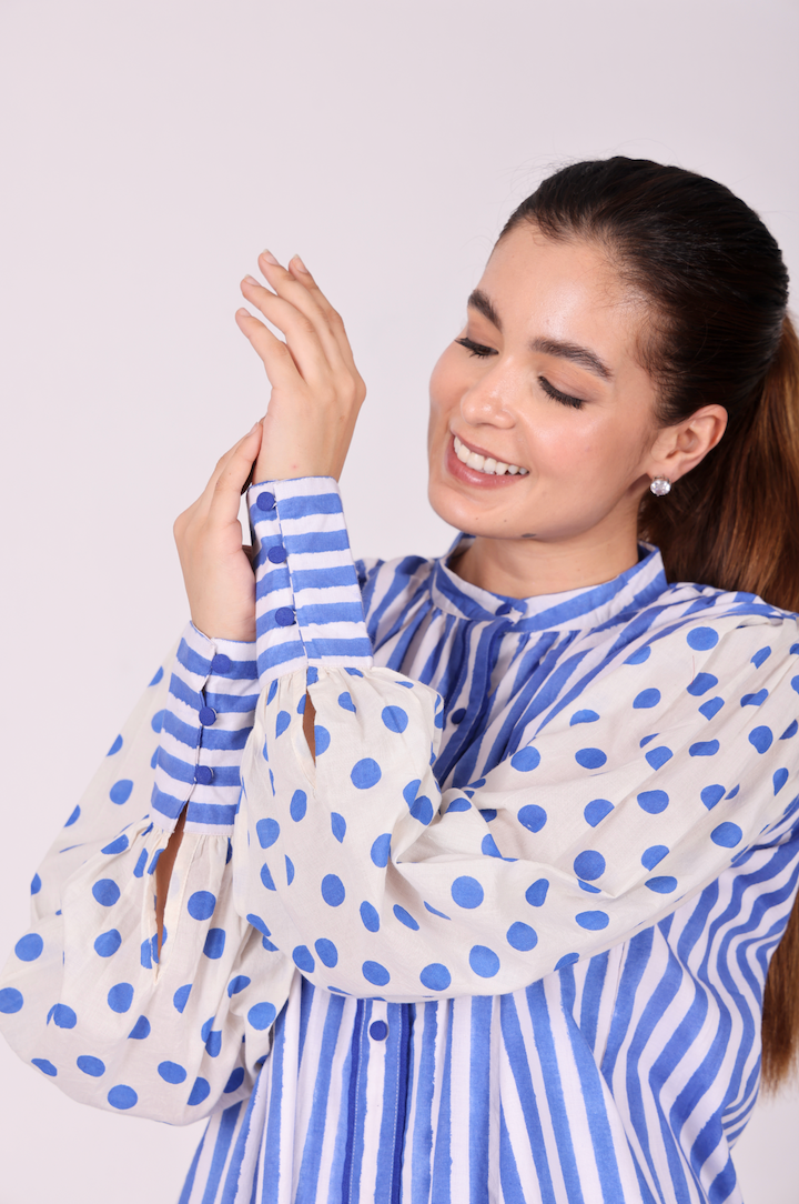 Playful Contrast Cotton Shirt Dress – Blue & White