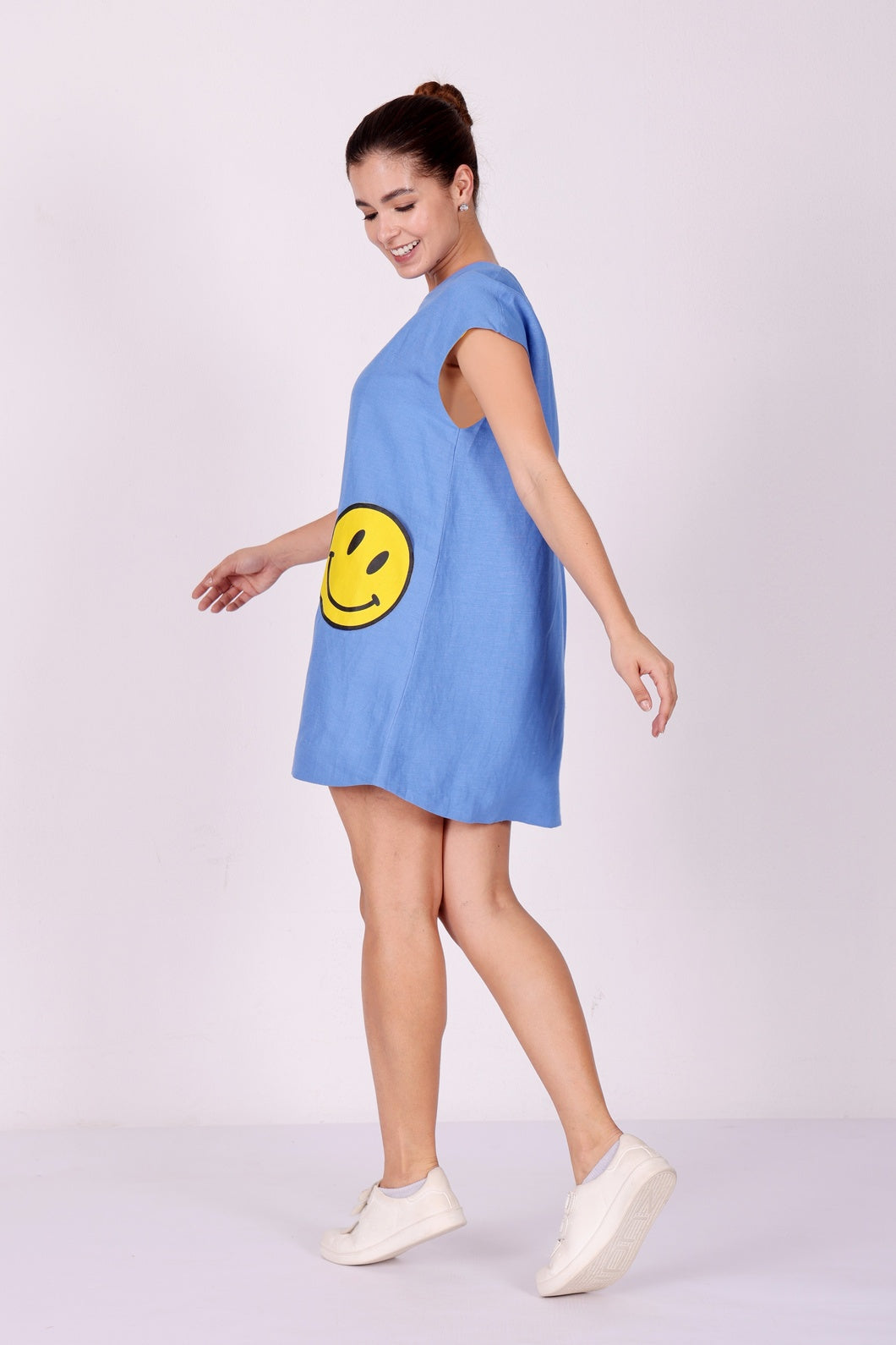 Smiley Pocket Pure Linen Shift Dress – Sky Blue